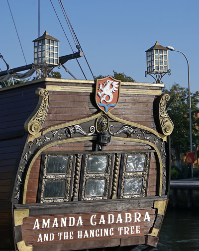 Old sailing ship stern with Amanda Cadabra and The Hanging Tree as the name